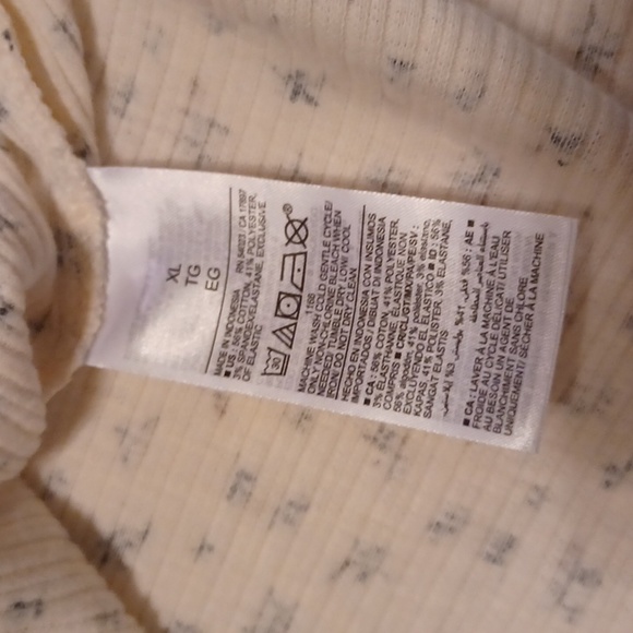 ☀️Old Navy Long Sleeved Top - Picture 8 of 8